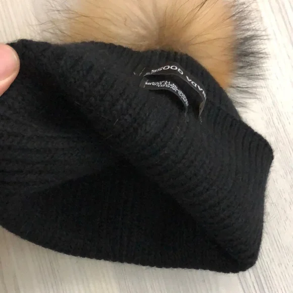 Canada Goose Black Beanie with Tan Pom-Pom Hosiery & Socks display picture 1